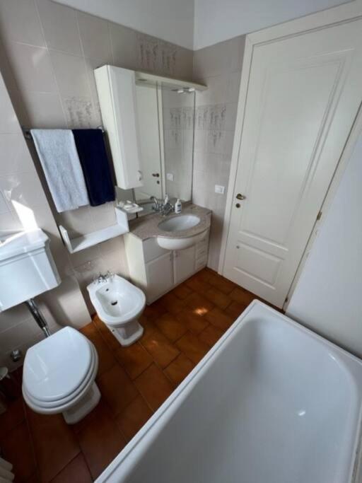 A Ca Di Nonni Apartment Albenga Ngoại thất bức ảnh